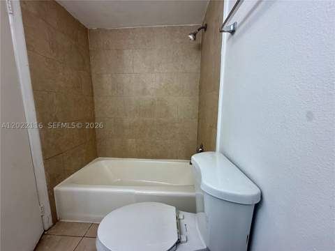 18101 NW 68th Ave B102, Hialeah FL - photo 9 of 18