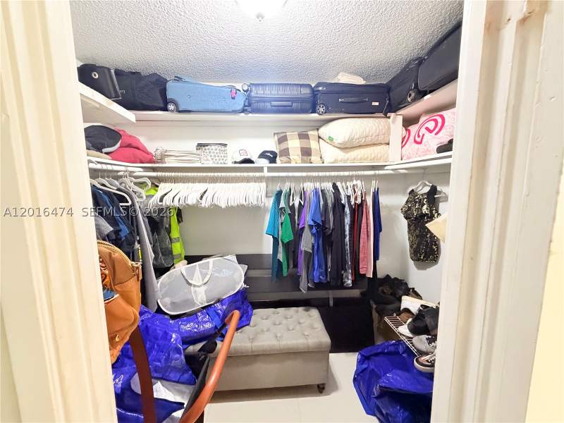 1 bedroom Condominium at 1680 NE 191st St 105-2, Jade Winds Group Allamand, Miami — photo 5