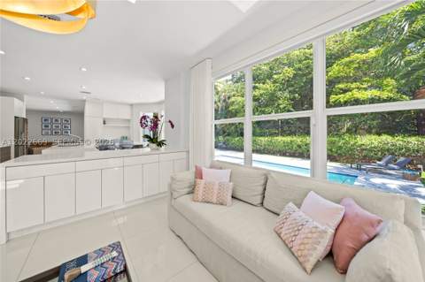 5700 SW 86th St, South Miami FL - photo 11 of 64