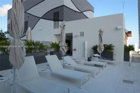 1010 Brickell Ave 2208, Miami FL - photo 18 of 40