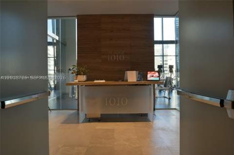 1010 Brickell Ave 2208, Miami FL - photo 21 of 40