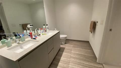 1010 Brickell Ave 2208, Miami FL - photo 8 of 40