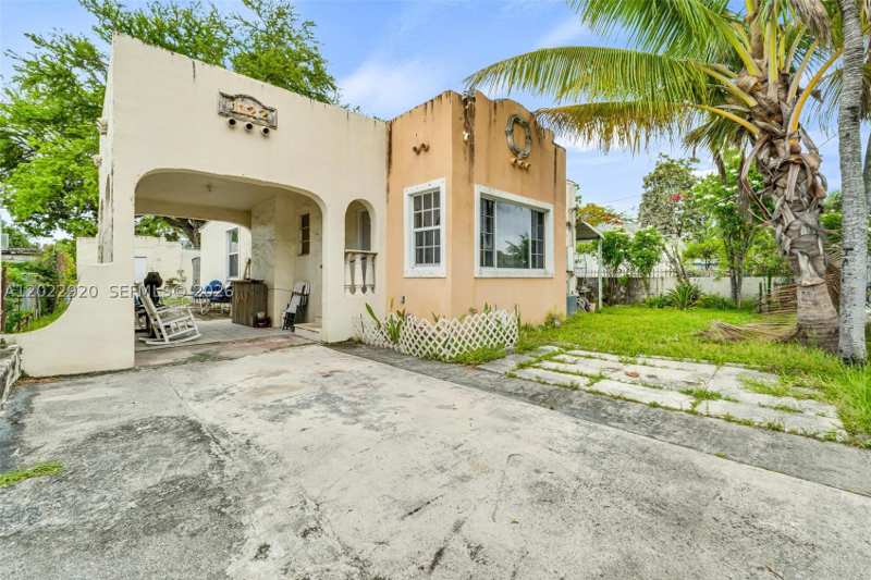 3 bedroom SingleFamilyResidence at 1122 NW 38th St, 36th St Manor, Miami — photo 1