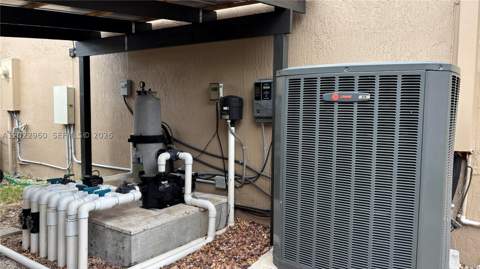 157 NE 25th Ave, Homestead FL - photo 20 of 23