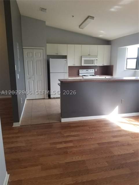 22921 SW 88th Pl 304, Cutler Bay FL - photo 10 of 16