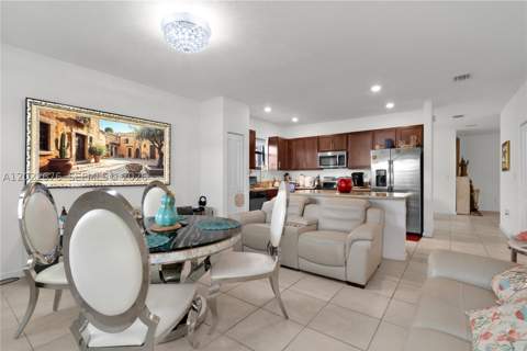 2484 SE 1st St, Homestead FL - photo 8 of 30
