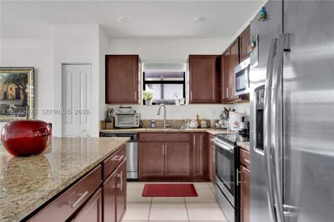 2484 SE 1st St, Homestead FL - photo 9 of 30
