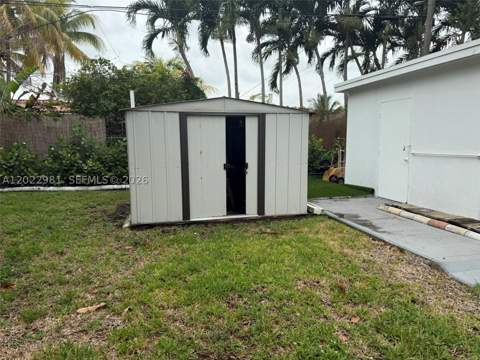 5940 SW 2nd St, Miami FL - photo 10 of 22