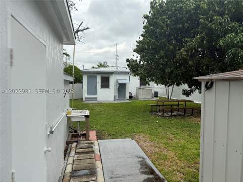 5940 SW 2nd St, Miami FL - photo 12 of 22