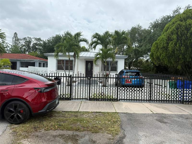 2 bedroom SingleFamilyResidence at 5940 SW 2nd St, Naranja Nook, Miami — photo 5
