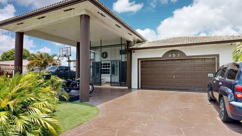 4 bedroom SingleFamilyResidence at 357 W 44th St, Andrews Park, Hialeah — photo 1