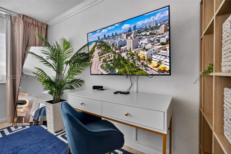 2 bedroom Condominium at 19201 Collins Ave 949, The Aventura Beach Club C, Sunny Isles Beach — photo 4