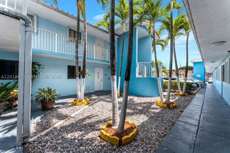 2 bedroom Condominium at 5706 W 26th Ave 5706, Lago Azul Condo, Hialeah — photo 1