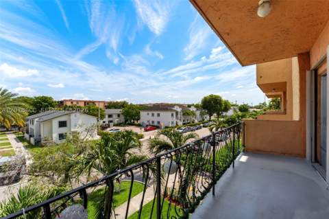 1900 W 54th St 220, Hialeah FL - photo 15 of 19