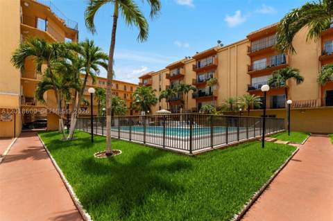 1900 W 54th St 220, Hialeah FL - photo 18 of 19