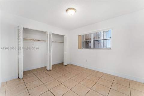 1950 W 54th St 412, Hialeah FL - photo 9 of 15