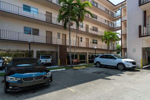 1950 W 54th St 406, Hialeah FL - photo 14 of 15