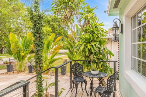 6520 SW 16th Ter, West Miami FL - photo 7 of 27