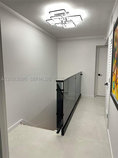 425 Grapetree Dr 211, Key Biscayne FL - photo 17 of 31