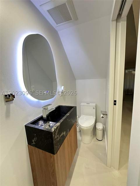 425 Grapetree Dr 211, Key Biscayne FL - photo 22 of 31