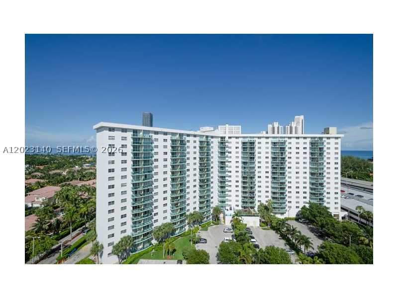 1 bedroom Condominium at 19380 Collins Av 607, Oceanview, Sunny Isles Beach — photo 2