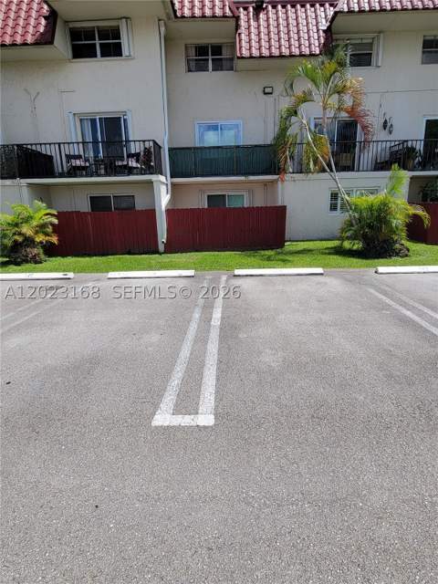 6707 N Kendall Dr 107, Pinecrest FL - photo 14 of 16