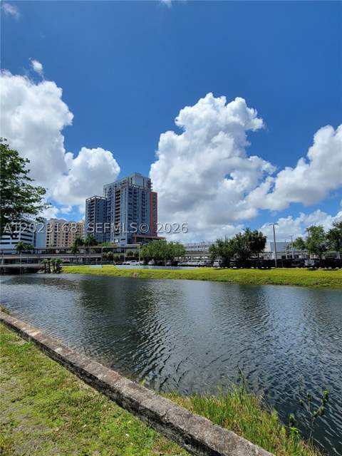 6707 N Kendall Dr 107, Pinecrest FL - photo 15 of 16