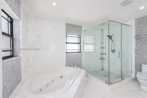 2330 NE 195th St, Miami FL - photo 18 of 39