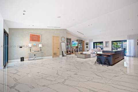 16431 NE 34th Ave, North Miami Beach FL - photo 6 of 56