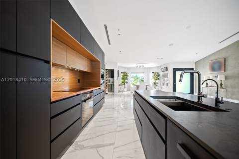 16431 NE 34th Ave, North Miami Beach FL - photo 9 of 56