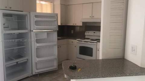 6155 NW 186th St 209, Hialeah FL - photo 14 of 15