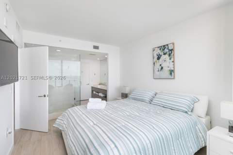 460 NE 28th St 3105, Miami FL - photo 16 of 35