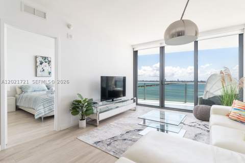 460 NE 28th St 3105, Miami FL - photo 7 of 35