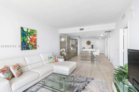 460 NE 28th St 3105, Miami FL - photo 8 of 35