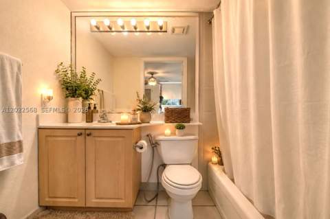 814 NW 36th Ave 302, Miami FL - photo 14 of 18