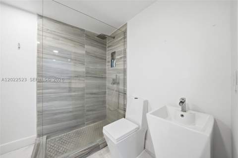 455 NE 210th Ter, Miami FL - photo 17 of 31