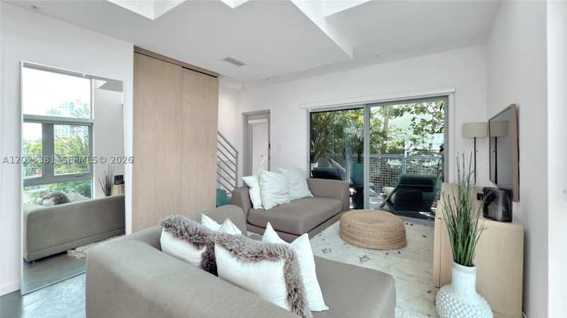 2 bedroom Condominium at 734 Michigan Ave 7, 734 Michigan Condo, Miami Beach — photo 1