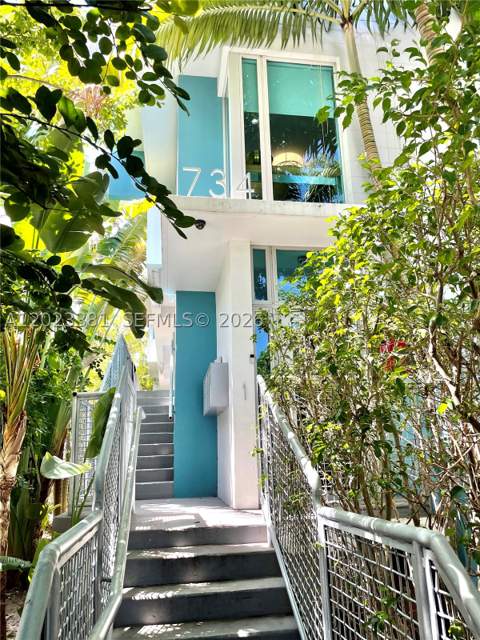 734 Michigan Ave 7, Miami Beach FL - photo 12 of 34