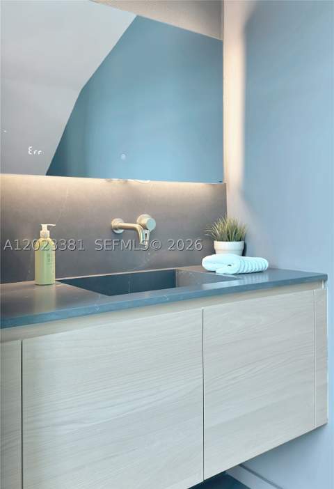 734 Michigan Ave 7, Miami Beach FL - photo 18 of 34