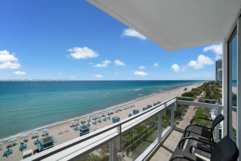 2 bedroom Condominium at 6801 Collins Ave 705 (Door 722), Central Carillon Beach Co, Miami Beach — photo 1