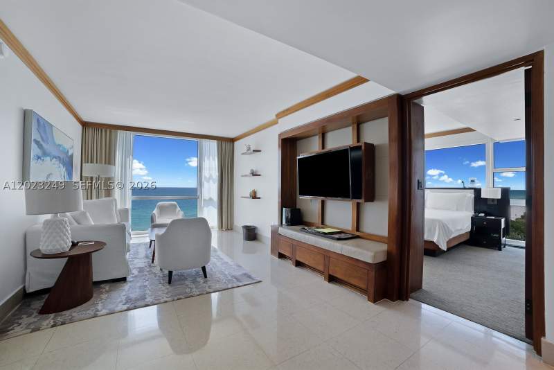 2 bedroom Condominium at 6801 Collins Ave 705 (Door 722), Central Carillon Beach Co, Miami Beach — photo 3