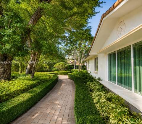 7980 SW 52nd Ave, Miami FL - photo 12 of 32