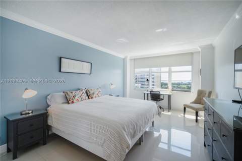 5601 Collins Ave 1420, Miami Beach FL - photo 7 of 25