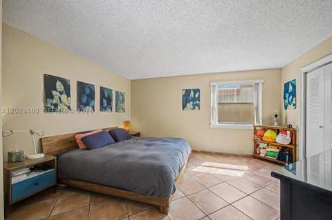 10233 NW 9th St Cir 214-1, Miami FL - photo 9 of 19