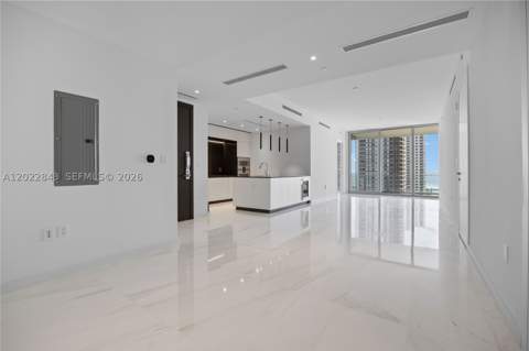 300 Biscayne Blvd Way 1102, Miami FL - photo 10 of 37