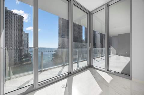 300 Biscayne Blvd Way 1102, Miami FL - photo 23 of 37