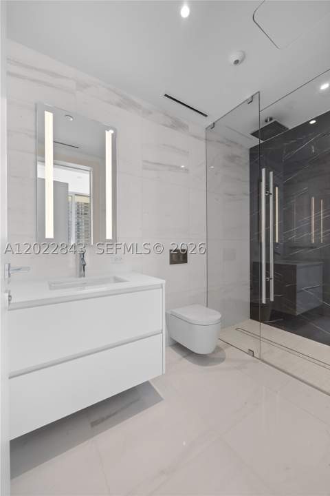 300 Biscayne Blvd Way 1102, Miami FL - photo 24 of 37
