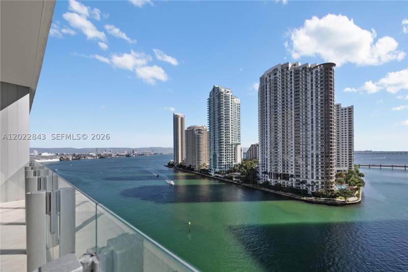 2 bedroom Condominium at 300 Biscayne Blvd Way 1102, Aston Martin, Miami — photo 3
