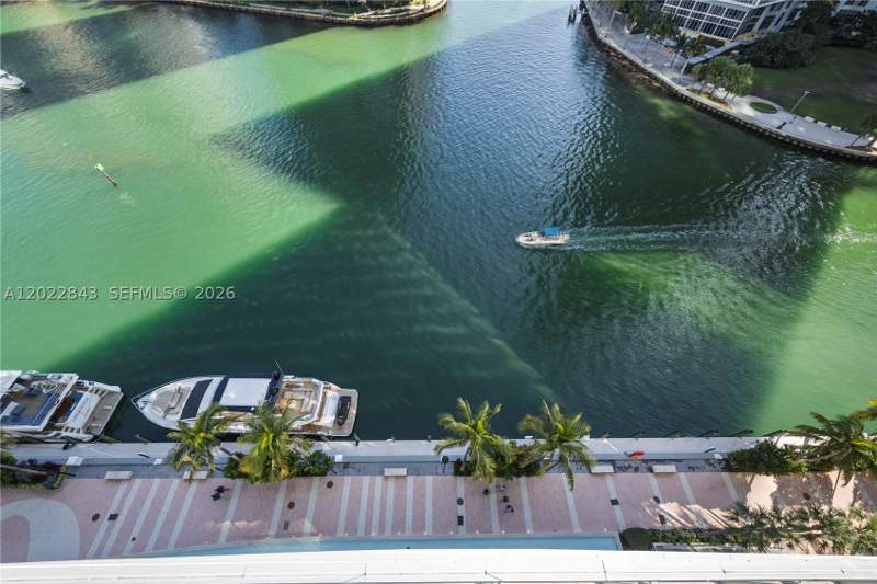 2 bedroom Condominium at 300 Biscayne Blvd Way 1102, Aston Martin, Miami — photo 4