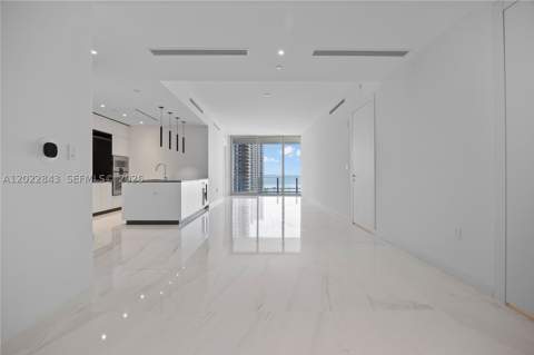 300 Biscayne Blvd Way 1102, Miami FL - photo 9 of 37